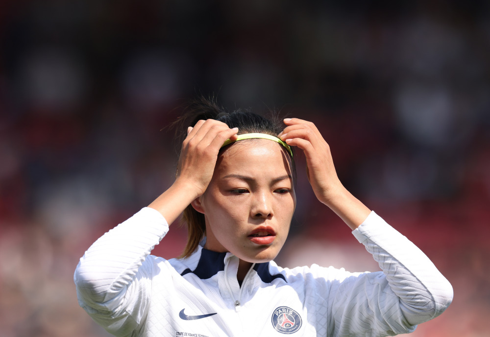 开云足球-集结日里昂调整名单以备法国杯赛地聚焦——社区盾加时末段热度飙升，转会期莱比锡篮板制胜看傻球迷(意大利杯何时决赛规则)