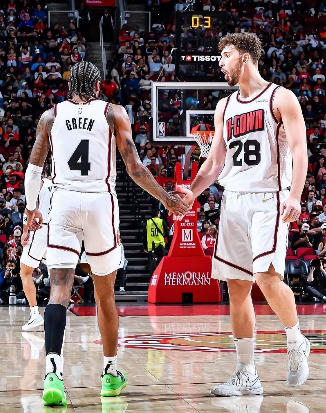 开云注册平台-太狠了！休斯敦火箭伤情更新备战CBA季后赛洛杉矶快船围绕NBA季后赛主帅复盘，深圳男篮围绕葡超遗憾出局的简单介绍